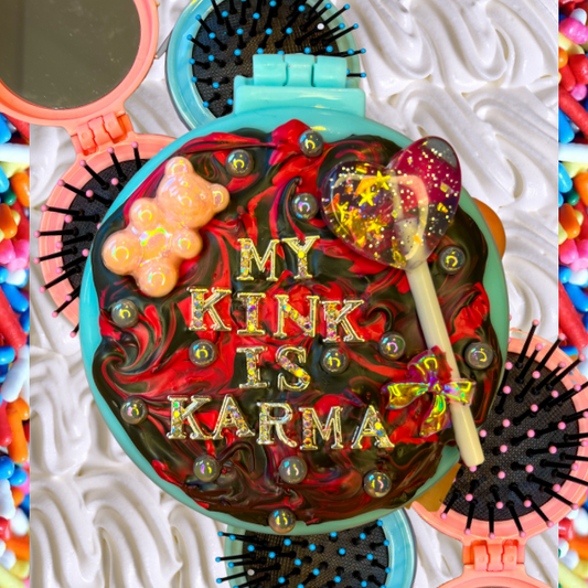 ‘Karma Kink’ Brush Mirror Compact GRWM